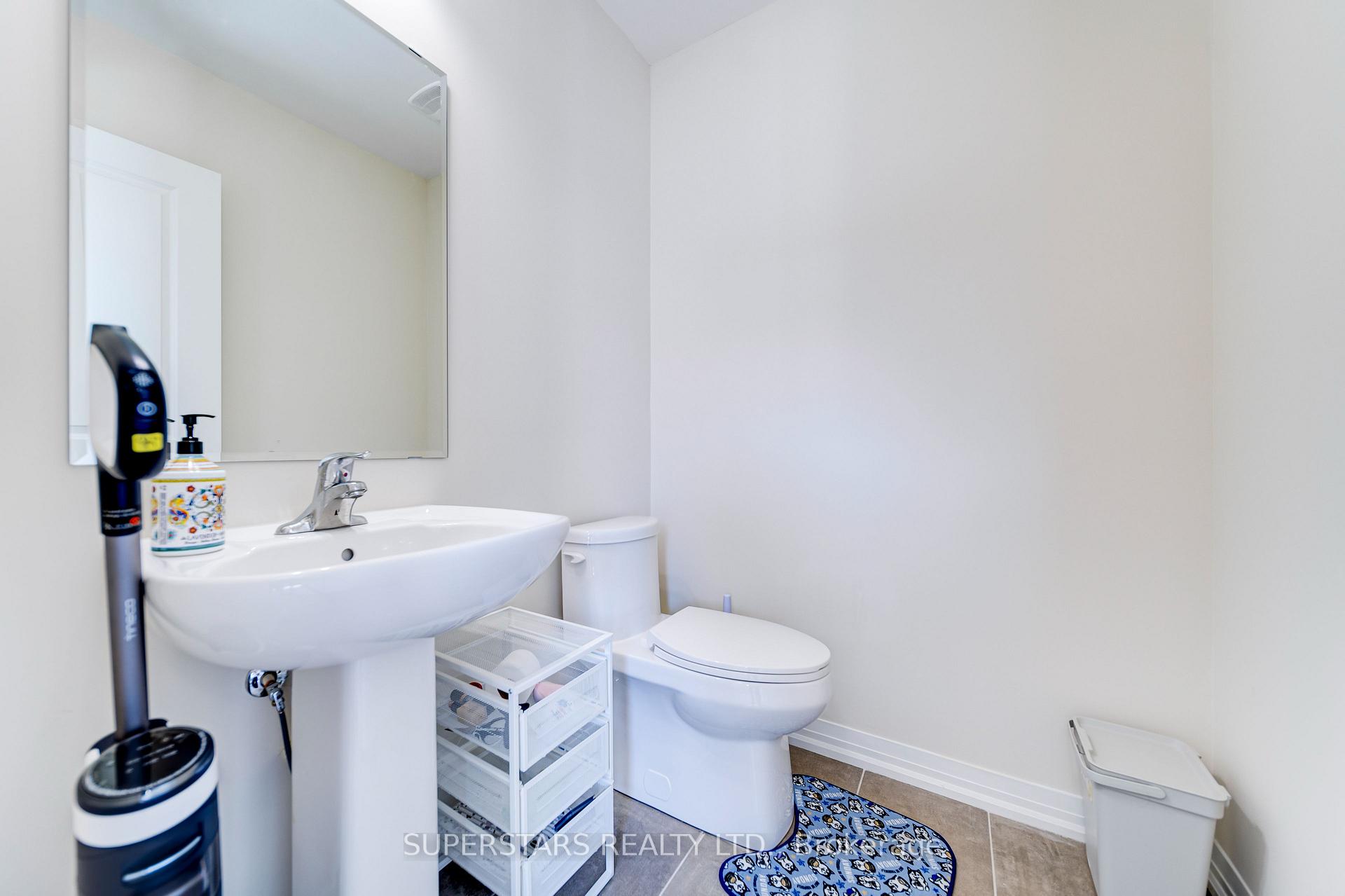 Photo 14 of 114 Armilia Place, Whitby, Rural Whitby — HOMEH