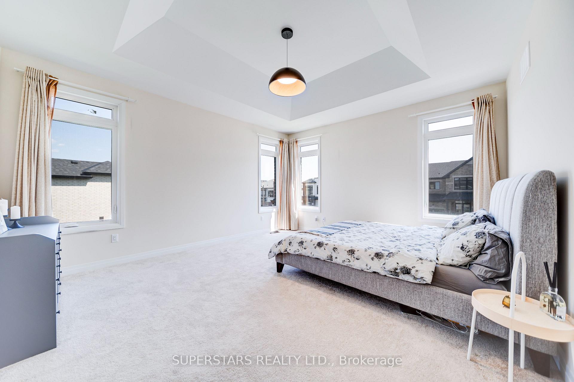 Photo 16 of 114 Armilia Place, Whitby, Rural Whitby — HOMEH