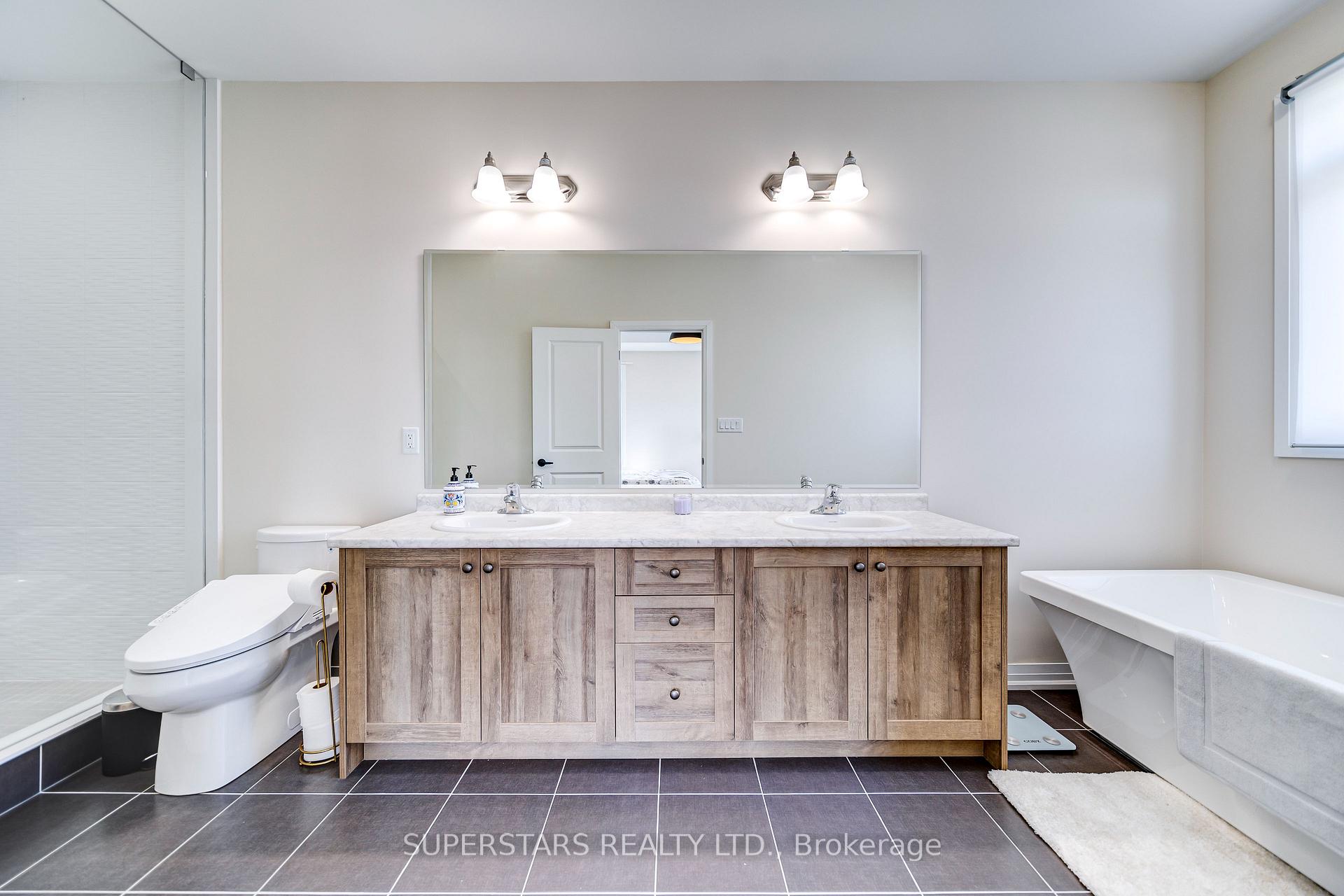 Photo 18 of 114 Armilia Place, Whitby, Rural Whitby — HOMEH