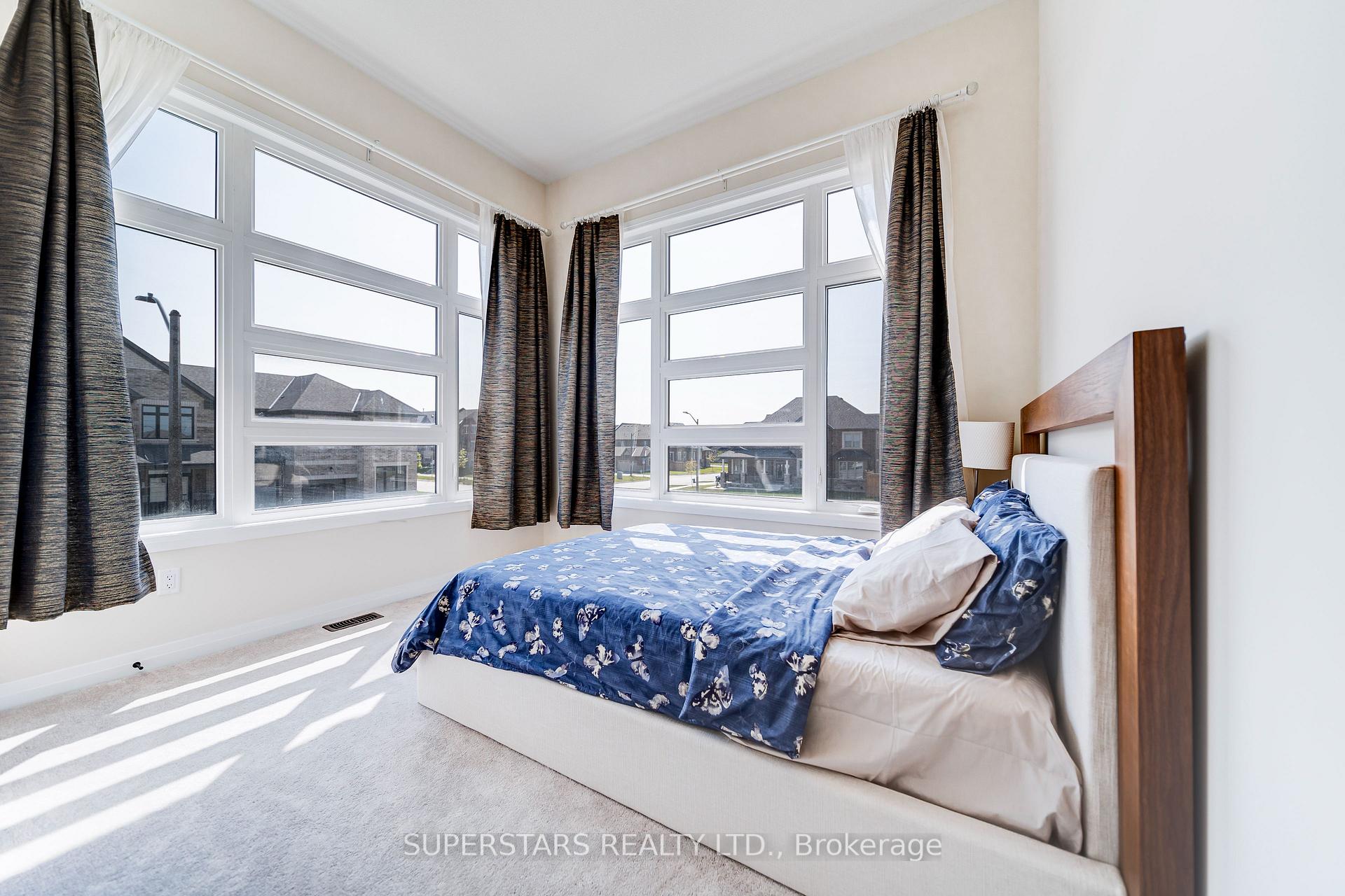 Photo 21 of 114 Armilia Place, Whitby, Rural Whitby — HOMEH