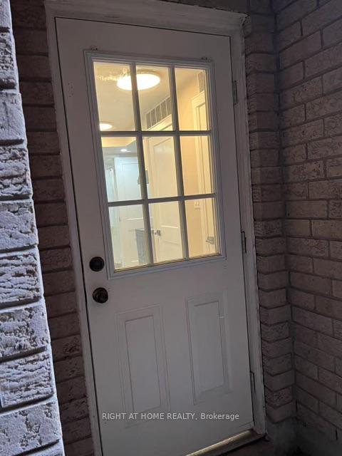 Photo 3 of Unit W/O, 151 Yellowood Circle, Vaughan, Patterson — HOMEH