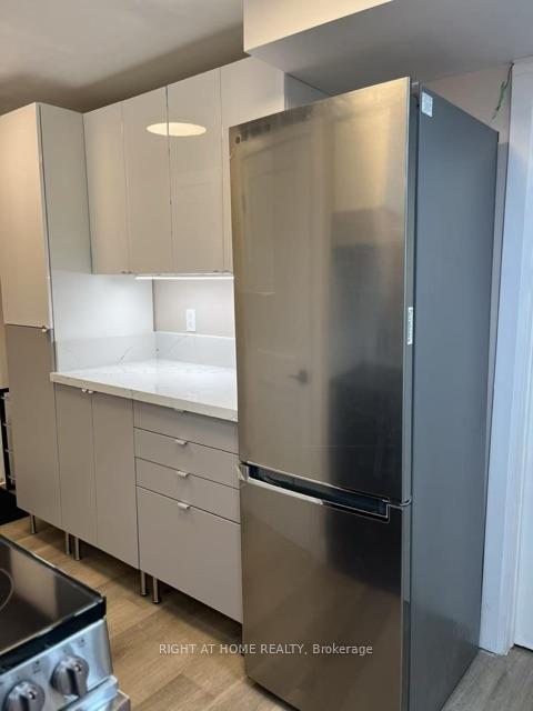 Photo 7 of Unit W/O, 151 Yellowood Circle, Vaughan, Patterson — HOMEH