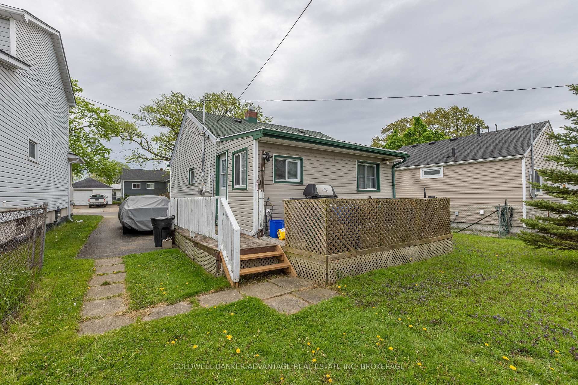 Photo 9 of 110 Roosevelt Avenue, Welland, Lincoln/Crowland — HOMEH