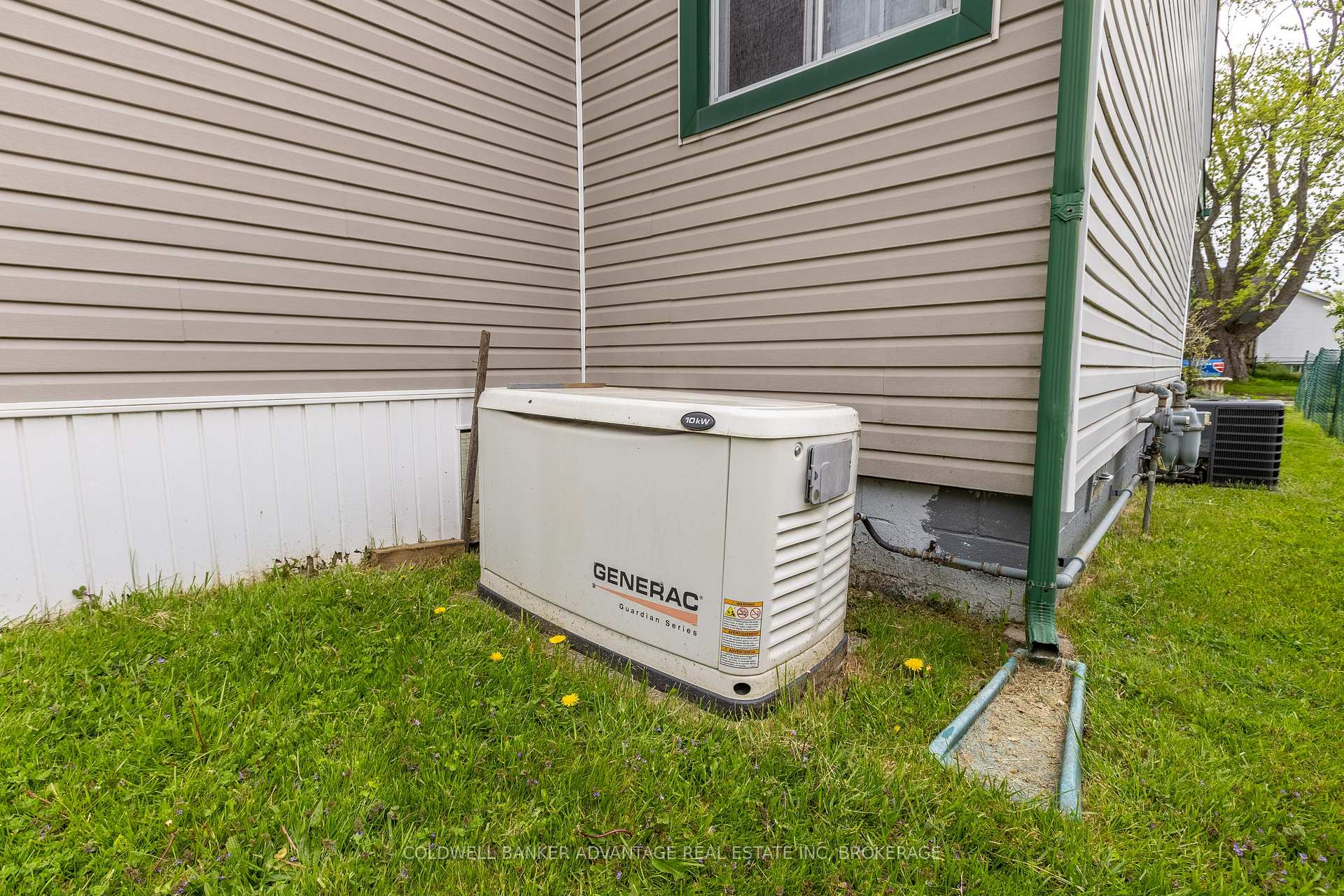 Photo 13 of 110 Roosevelt Avenue, Welland, Lincoln/Crowland — HOMEH