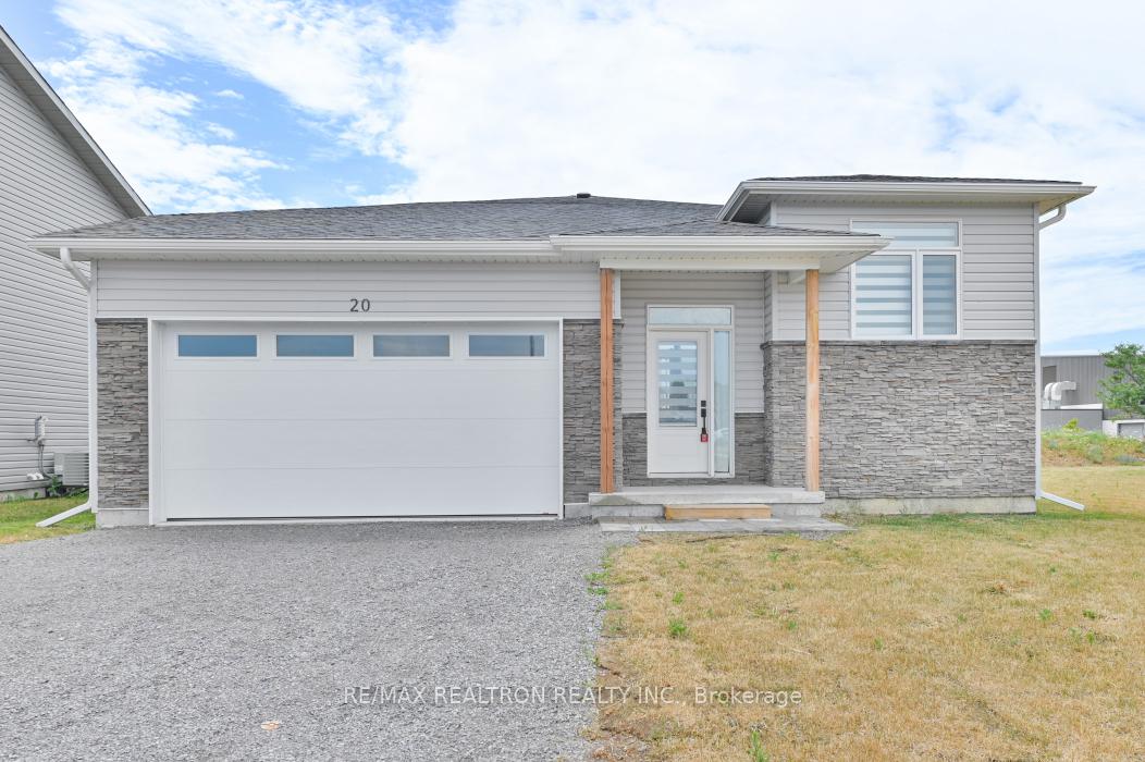 Photo 3 of 20 Summit Crescent, Belleville, Belleville Ward — HOMEH