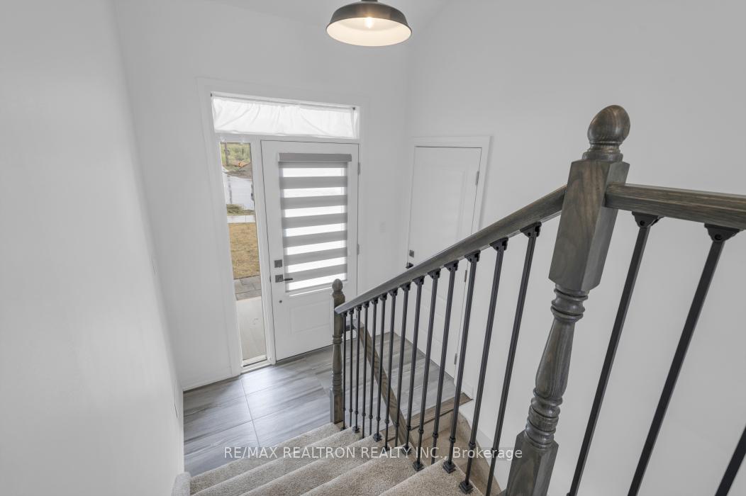 Photo 6 of 20 Summit Crescent, Belleville, Belleville Ward — HOMEH