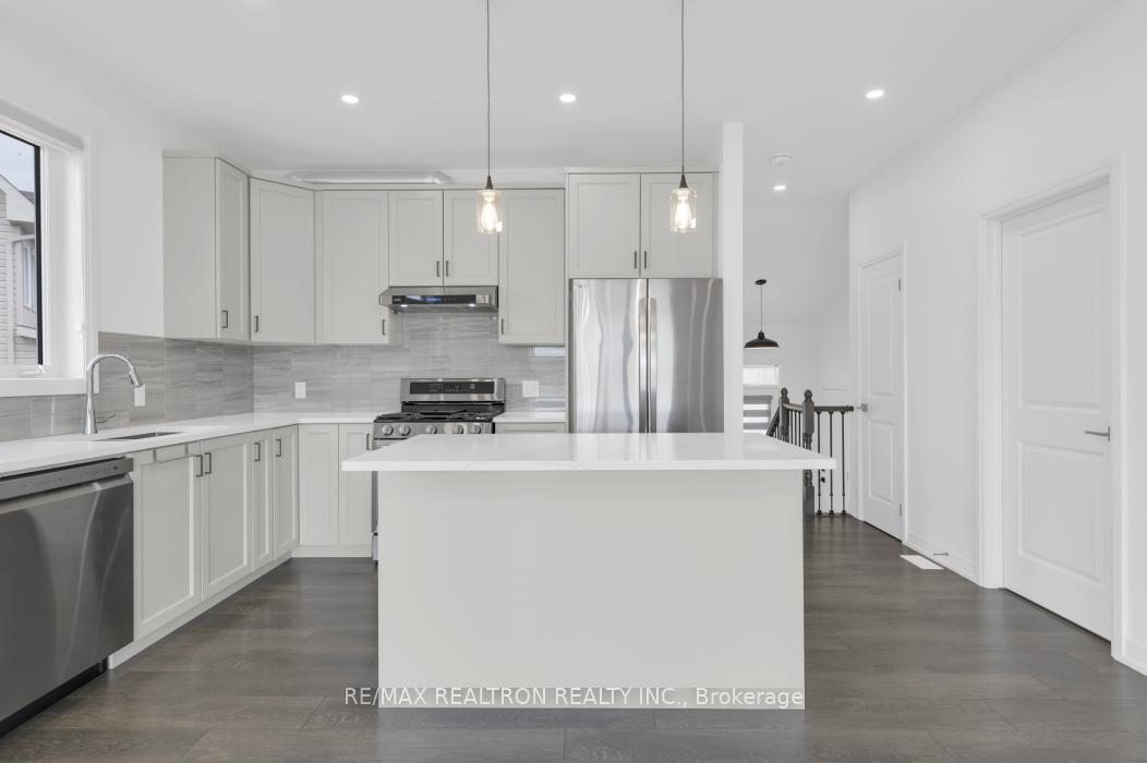 Photo 11 of 20 Summit Crescent, Belleville, Belleville Ward — HOMEH