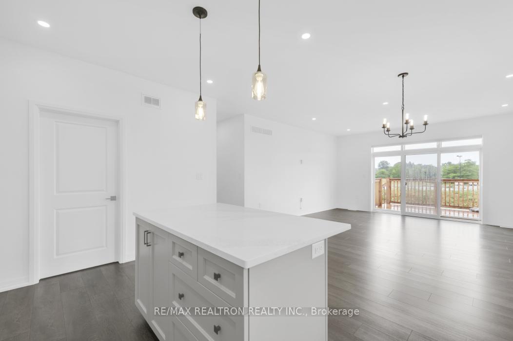 Photo 15 of 20 Summit Crescent, Belleville, Belleville Ward — HOMEH