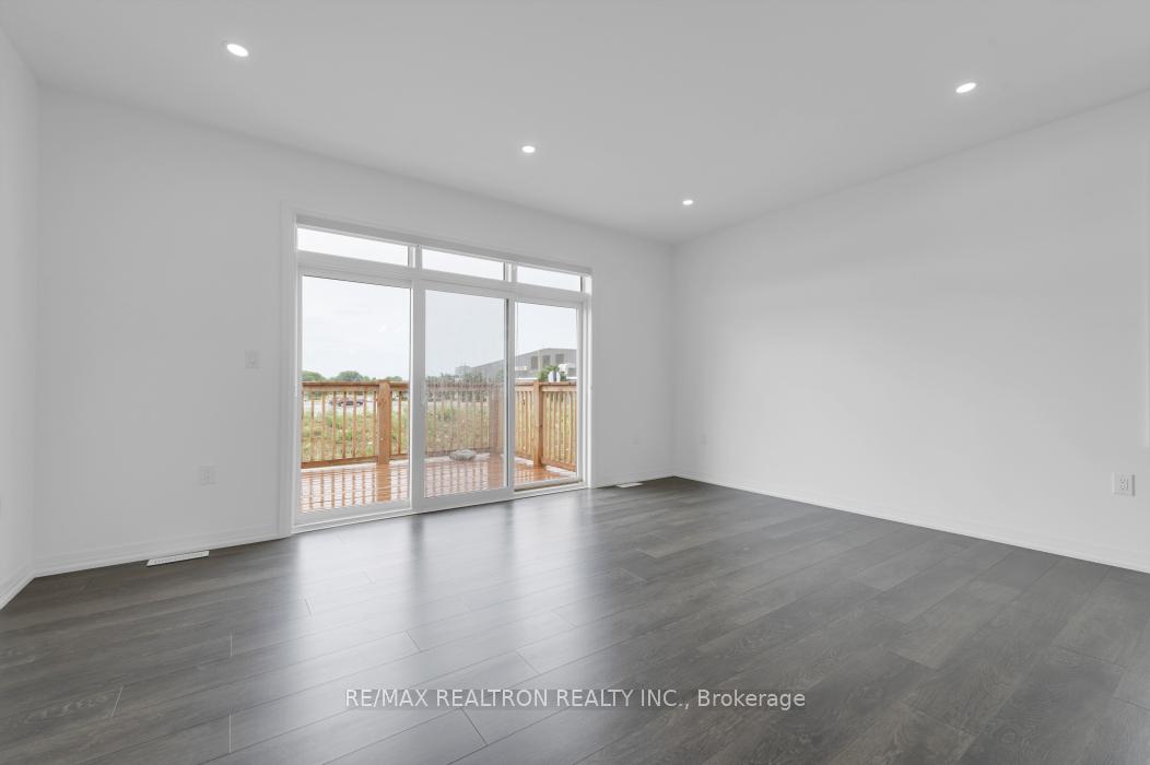 Photo 18 of 20 Summit Crescent, Belleville, Belleville Ward — HOMEH