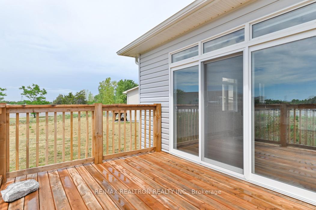 Photo 32 of 20 Summit Crescent, Belleville, Belleville Ward — HOMEH