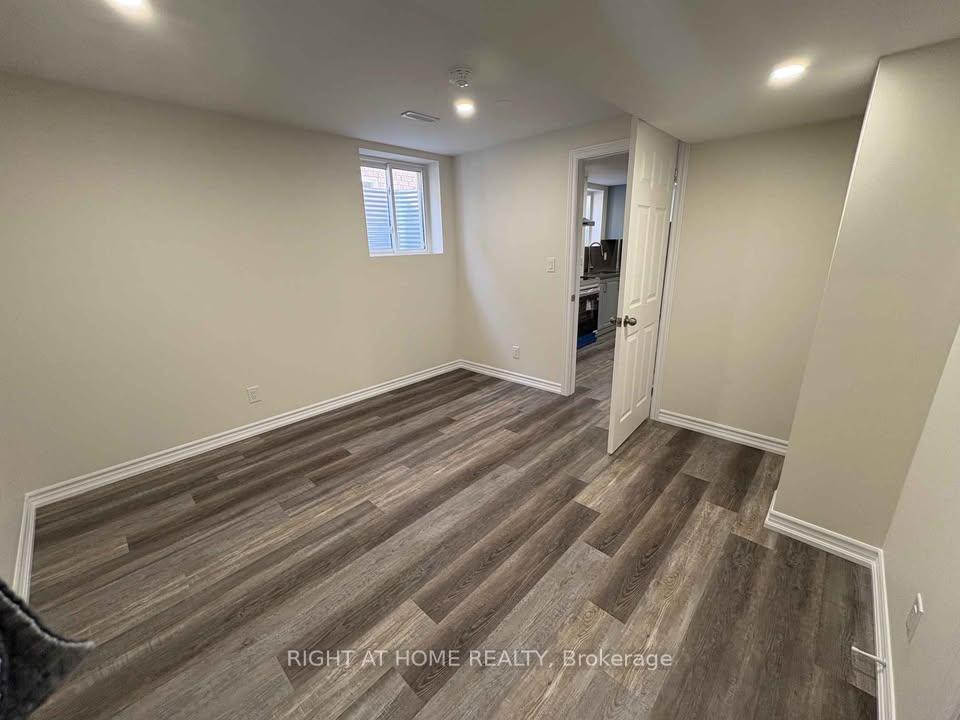 Photo 7 of Unit Lower, 126 Medland Avenue, Whitby, Williamsburg — HOMEH