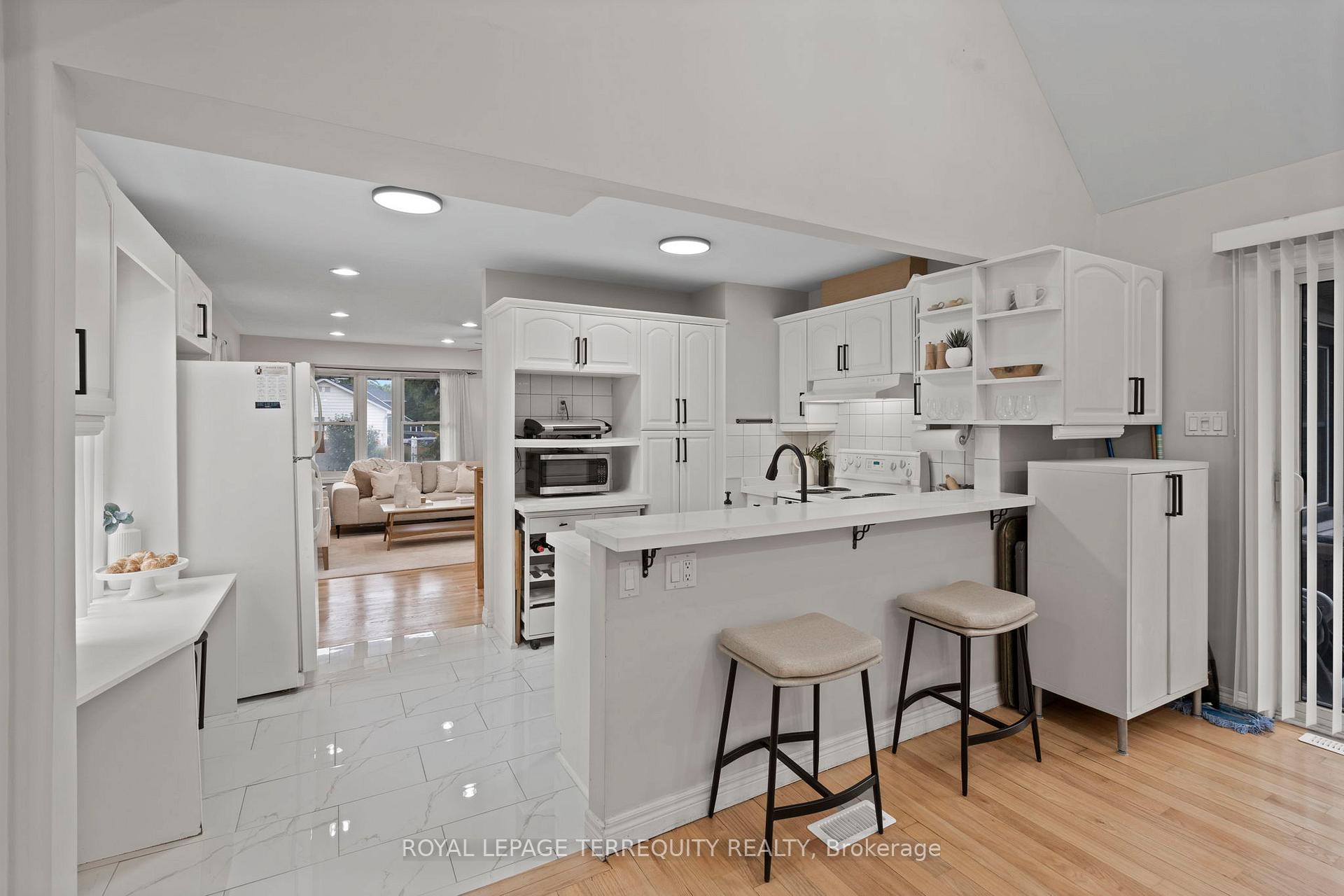 Photo 8 of 2 Beatty Road, Ajax, Central — HOMEH