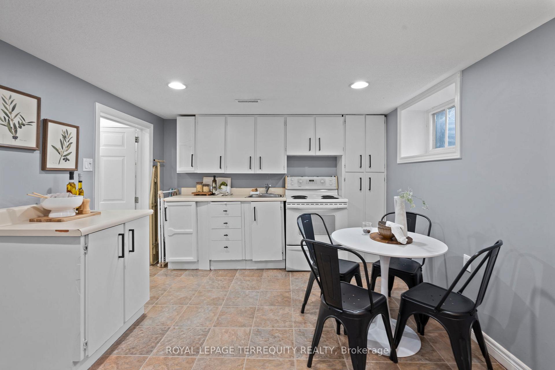 Photo 25 of 2 Beatty Road, Ajax, Central — HOMEH