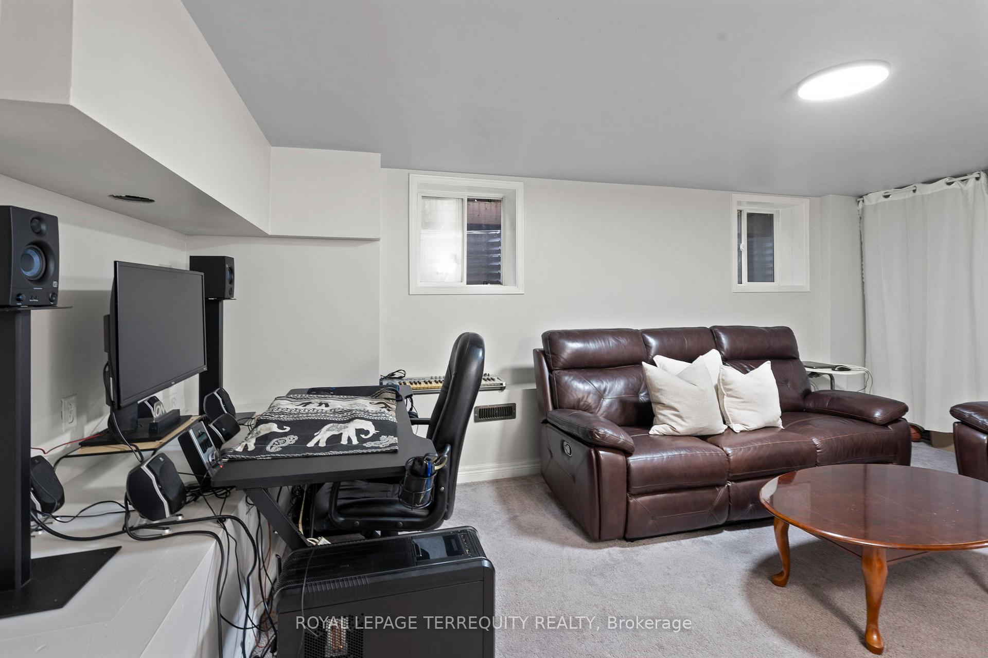 Photo 35 of 2 Beatty Road, Ajax, Central — HOMEH