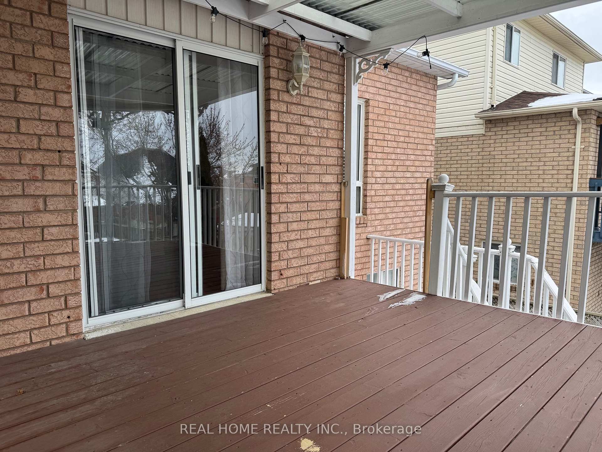 Photo 16 of 69 Jays Drive, Whitby, Williamsburg — HOMEH