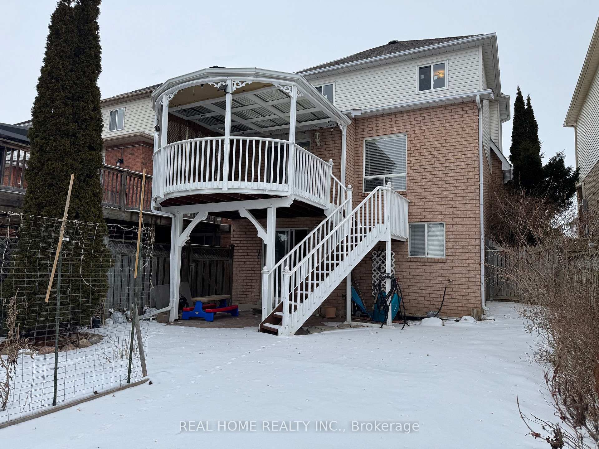 Photo 47 of 69 Jays Drive, Whitby, Williamsburg — HOMEH