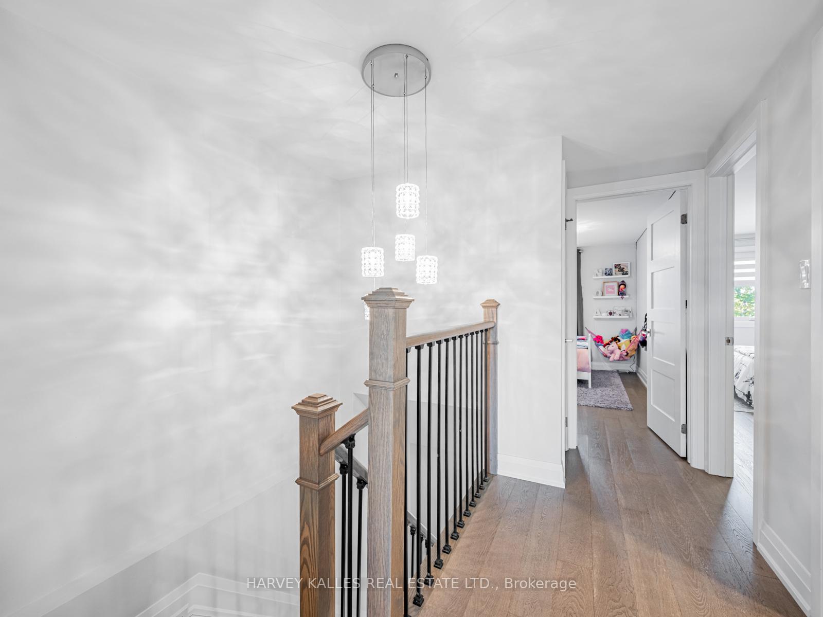 Photo 14 of 106 Bay Hill Drive, Vaughan, Glen Shields — HOMEH