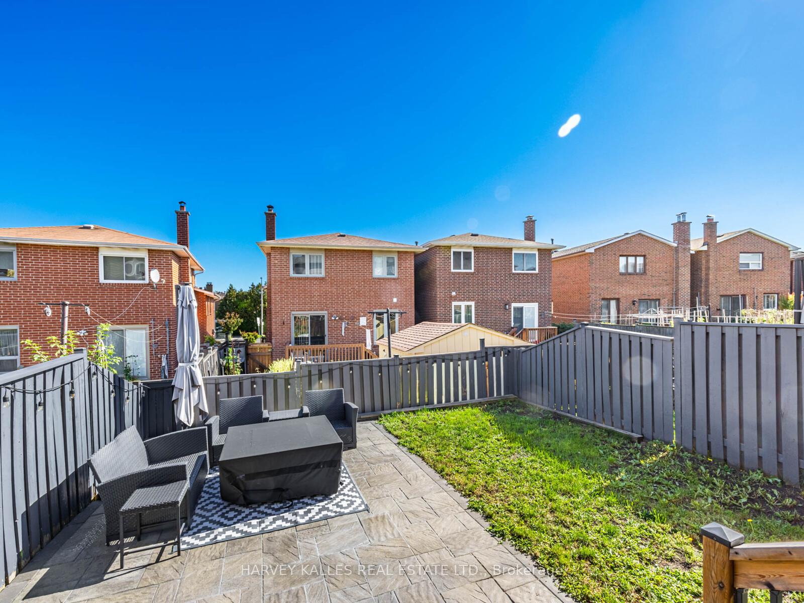 Photo 24 of 106 Bay Hill Drive, Vaughan, Glen Shields — HOMEH
