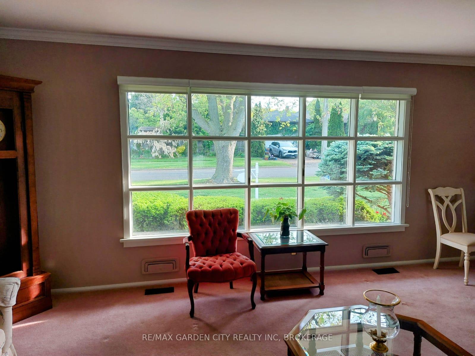 Photo 7 of 5 Parkview Crescent, Welland, Prince Charles — HOMEH