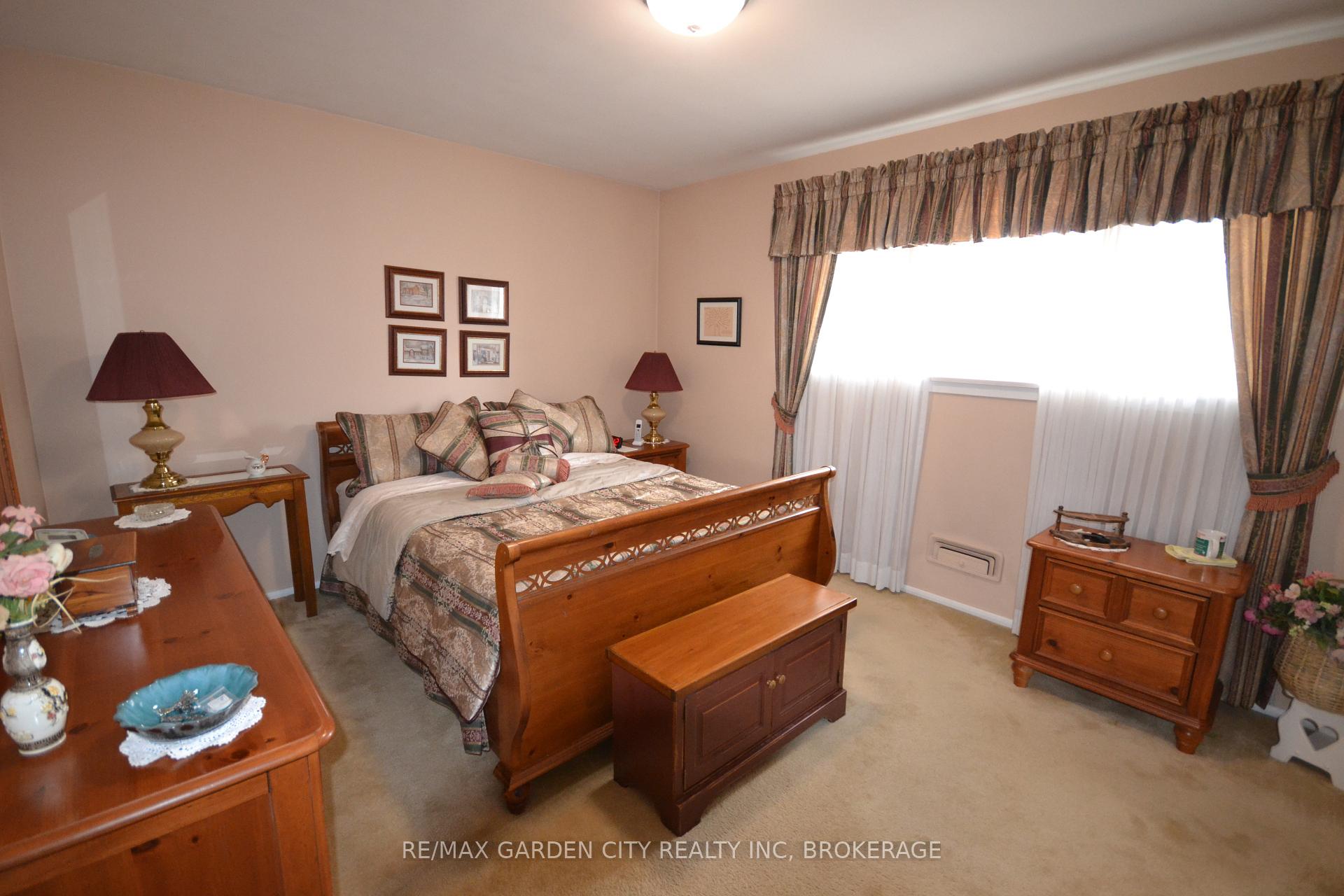 Photo 10 of 5 Parkview Crescent, Welland, Prince Charles — HOMEH