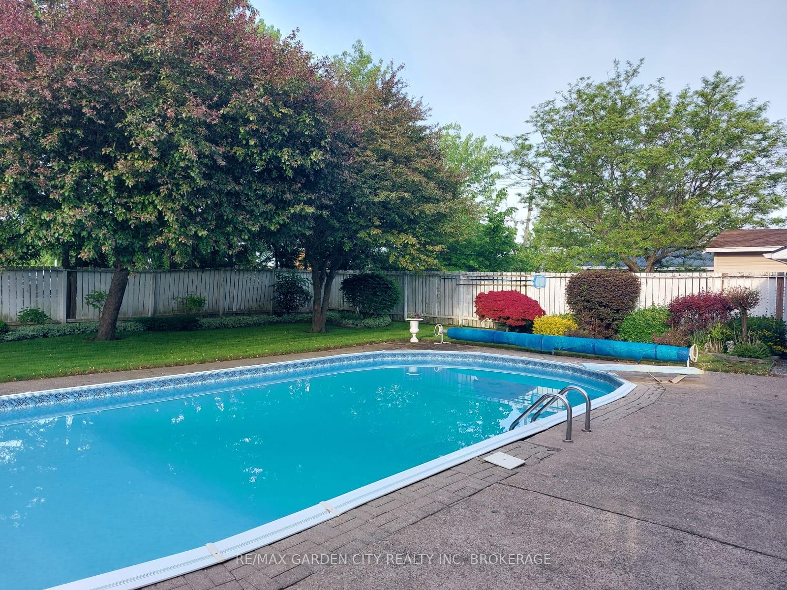Photo 19 of 5 Parkview Crescent, Welland, Prince Charles — HOMEH