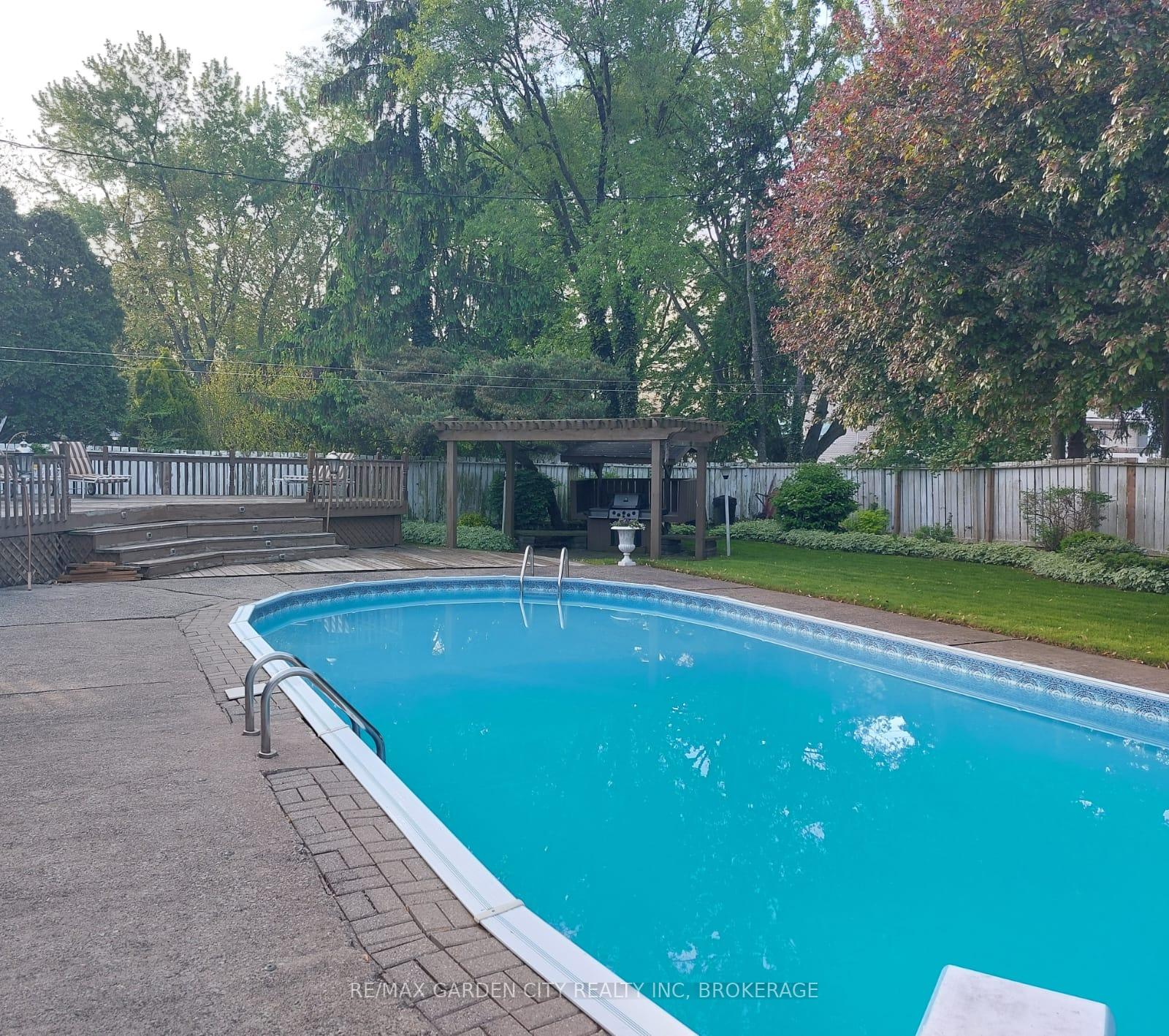 Photo 23 of 5 Parkview Crescent, Welland, Prince Charles — HOMEH