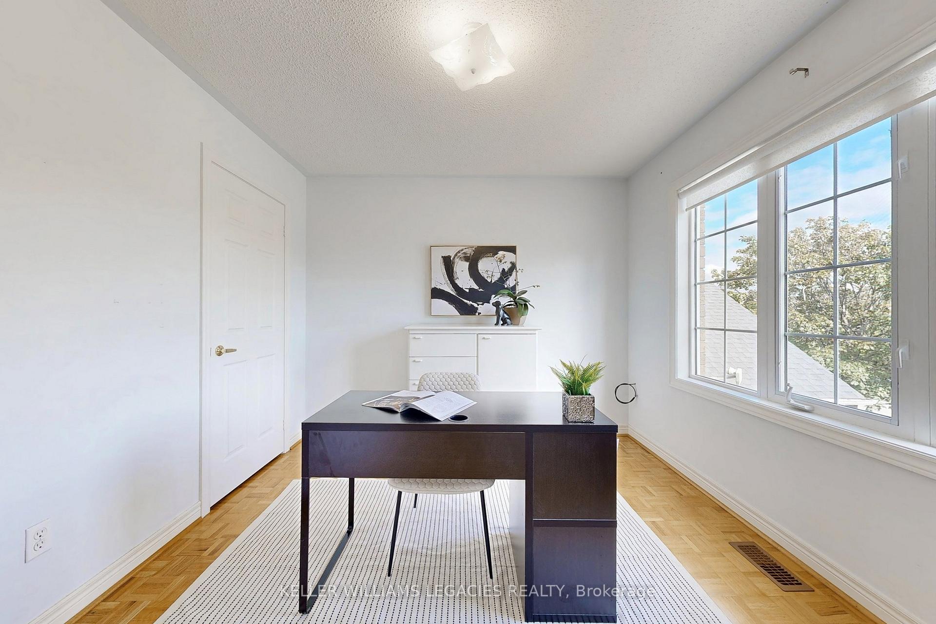 Photo 22 of 304 Maria Antonia Road, Vaughan, Vellore Village — HOMEH