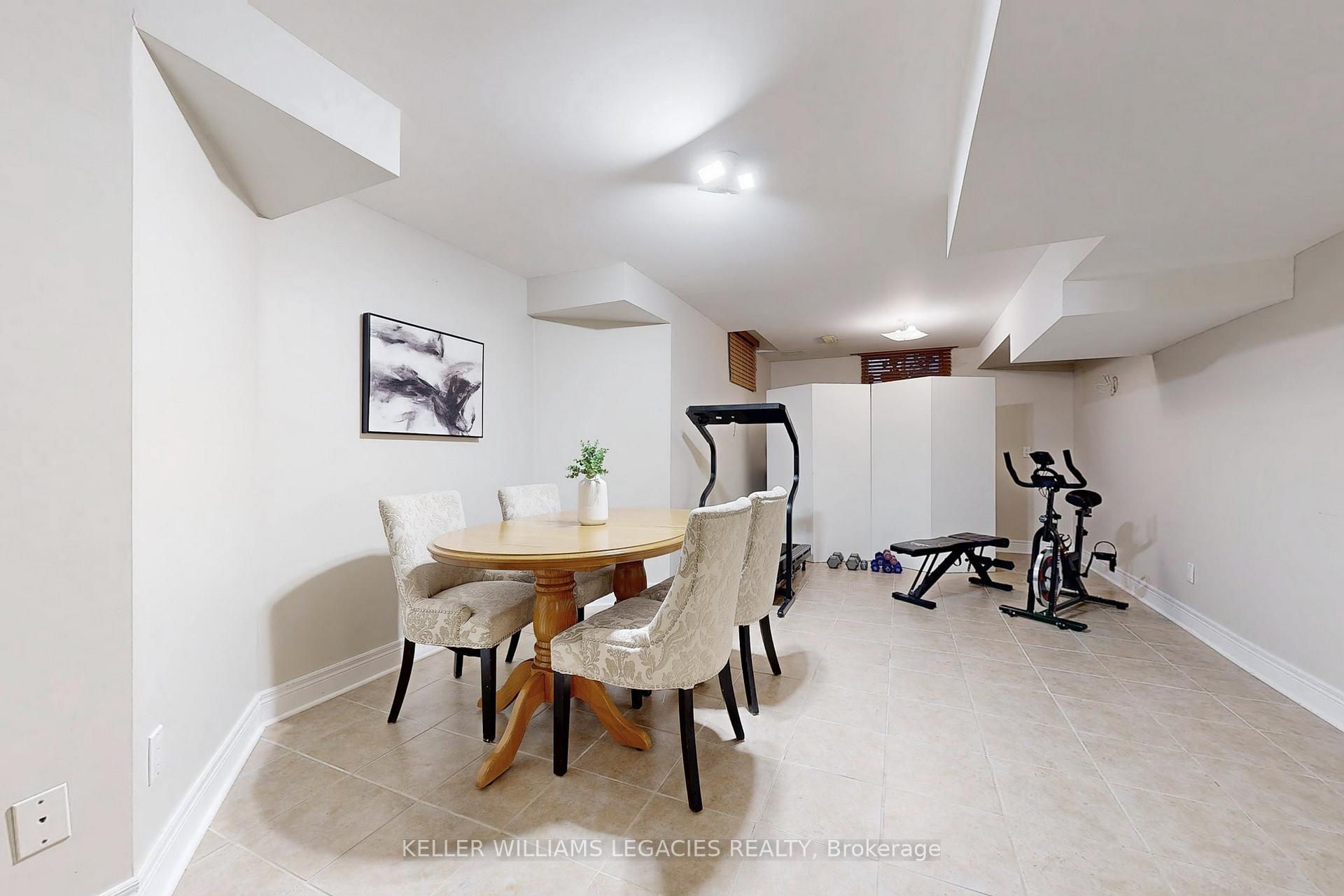 Photo 26 of 304 Maria Antonia Road, Vaughan, Vellore Village — HOMEH