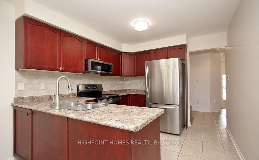 Photo 5 of 50 Beachgrove Crescent, Whitby, Taunton North — HOMEH