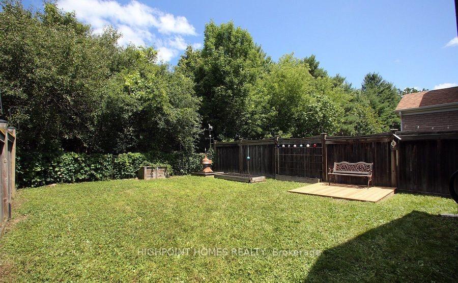 Photo 12 of 50 Beachgrove Crescent, Whitby, Taunton North — HOMEH