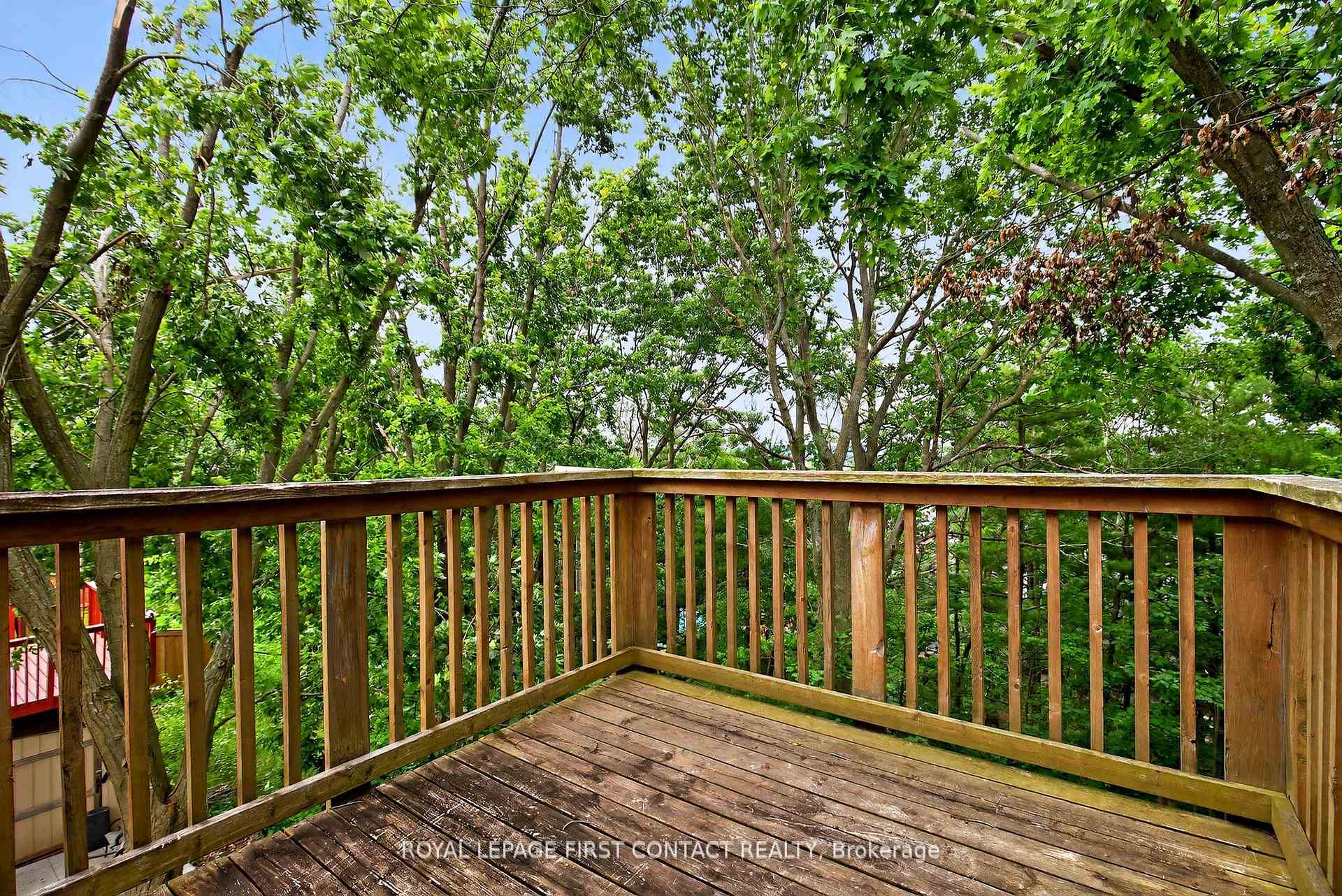 Photo 26 of 101 Browning Trail, Barrie, Letitia Heights — HOMEH