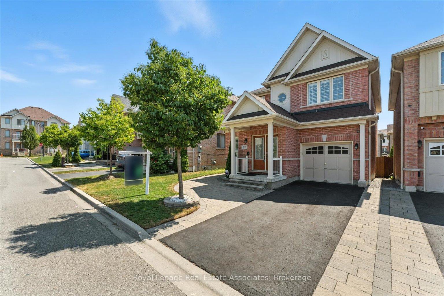 Photo 1 of 17 Holroyd Street, Ajax, Central East — HOMEH