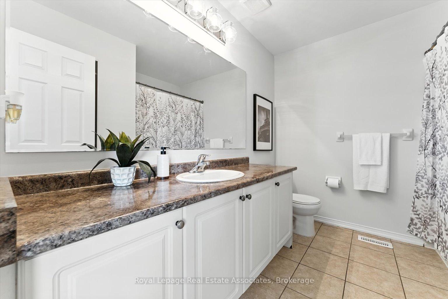 Photo 29 of 17 Holroyd Street, Ajax, Central East — HOMEH