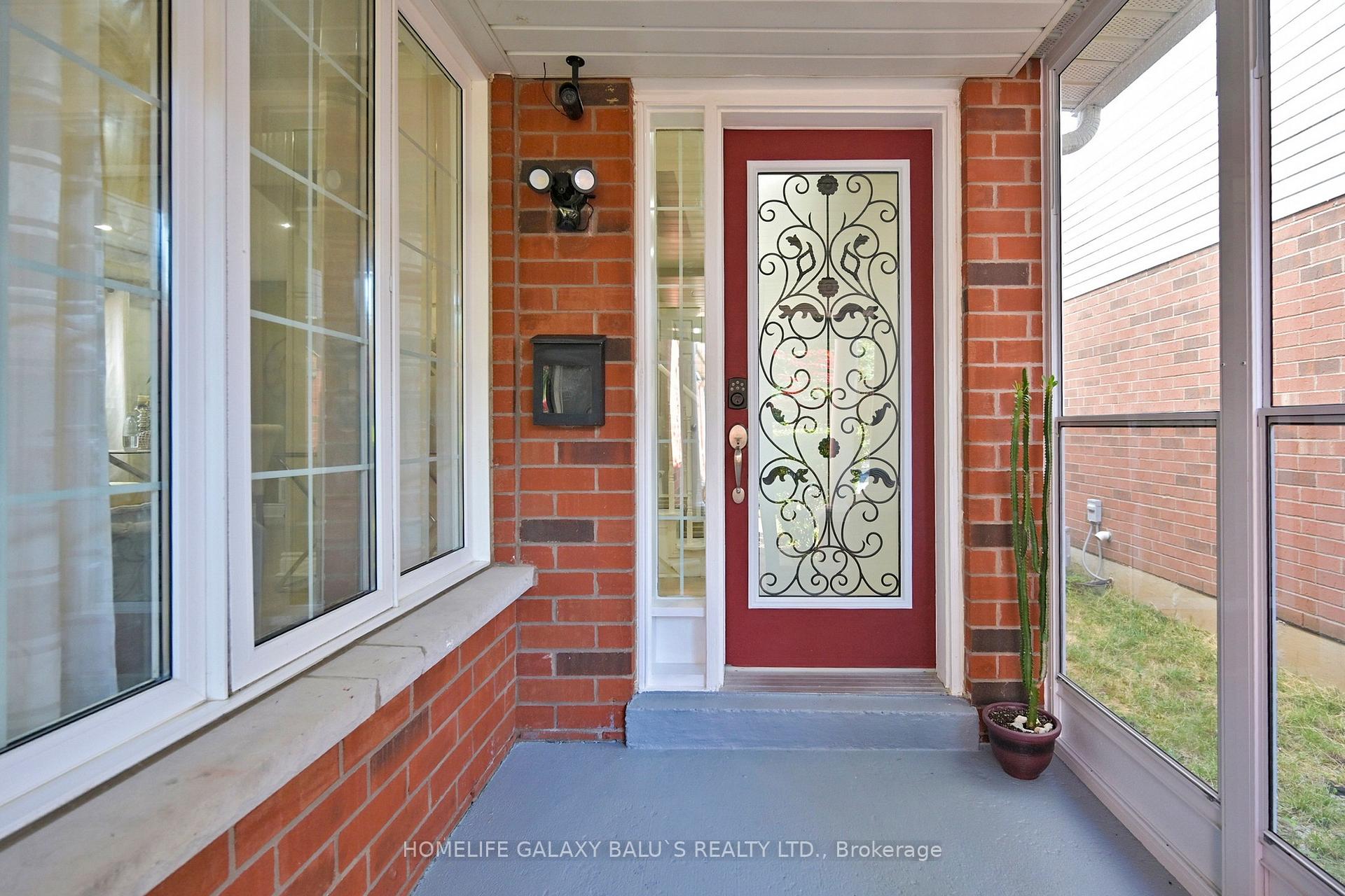 Photo 4 of 15 Blacksmith Lane, Whitby, Williamsburg — HOMEH
