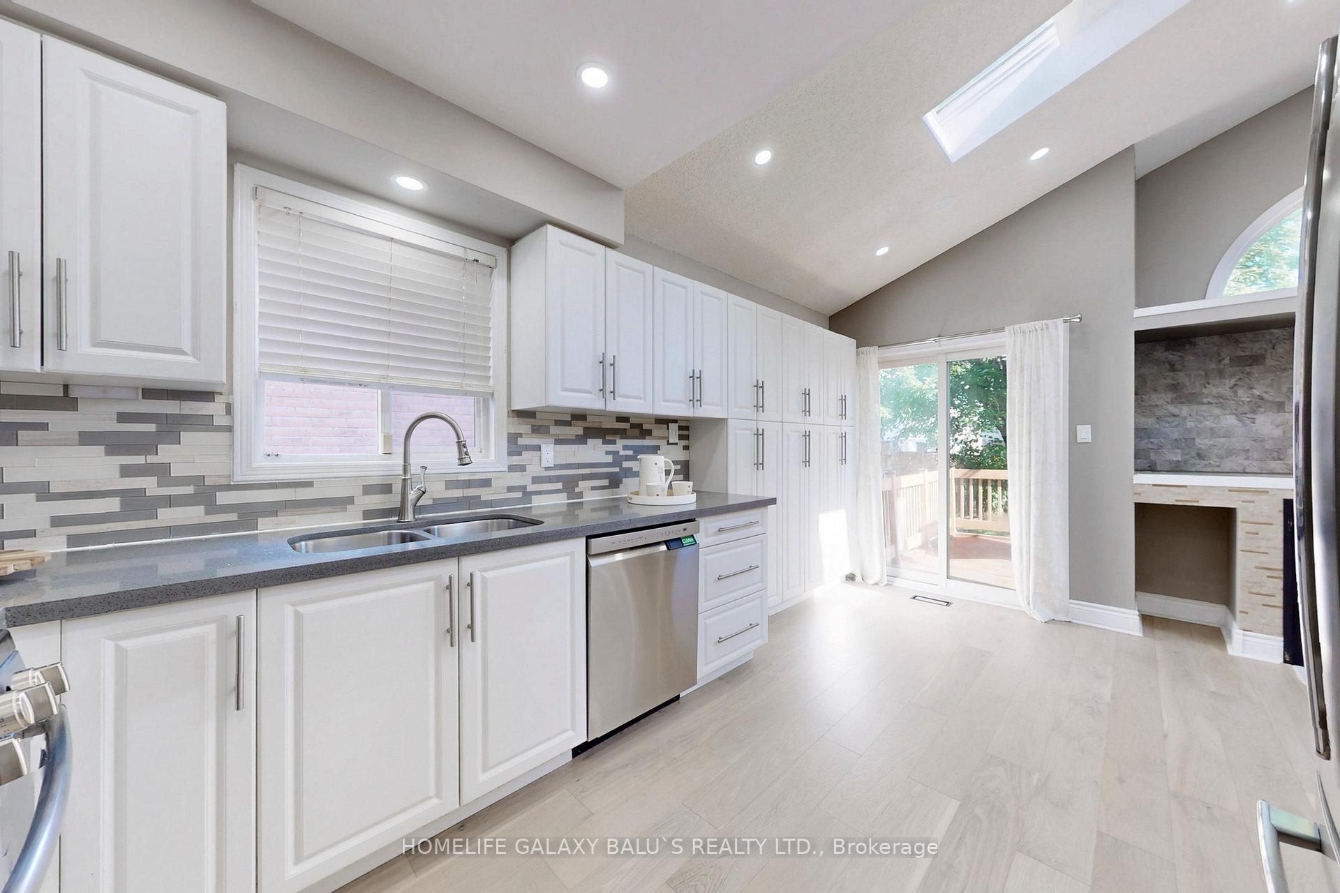 Photo 16 of 15 Blacksmith Lane, Whitby, Williamsburg — HOMEH