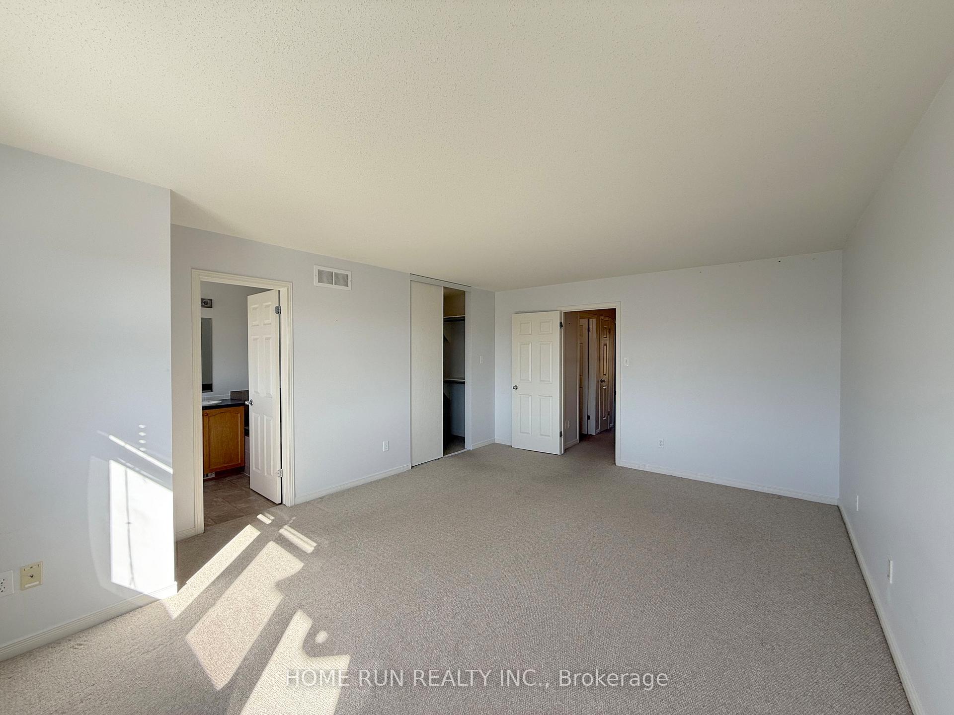 Photo 26 of 128 Sorento Street, Ottawa, Barrhaven - Strandherd — HOMEH