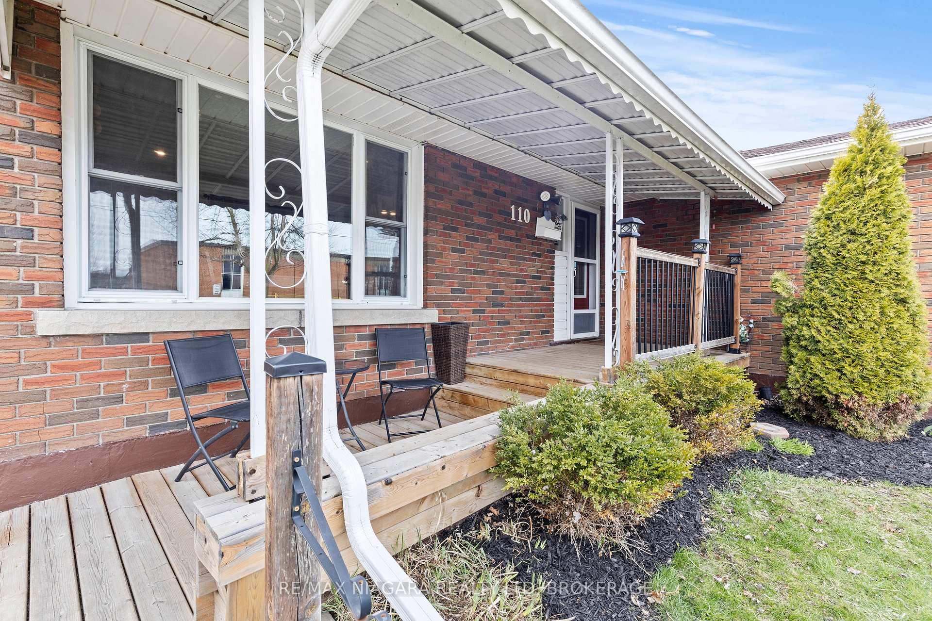 Photo 4 of 110 Afton Avenue, Welland, Lincoln/Crowland — HOMEH