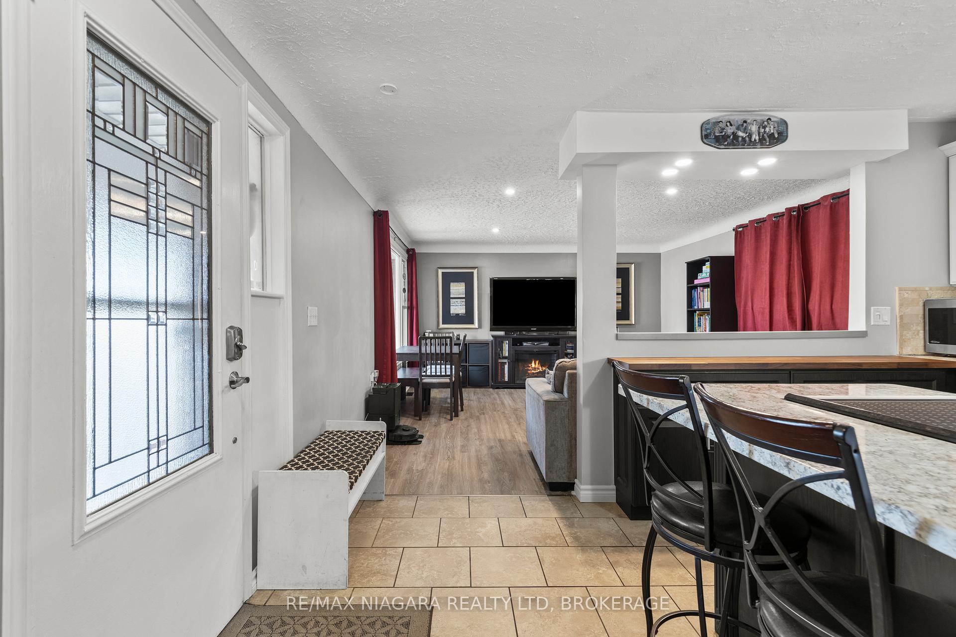 Photo 5 of 110 Afton Avenue, Welland, Lincoln/Crowland — HOMEH