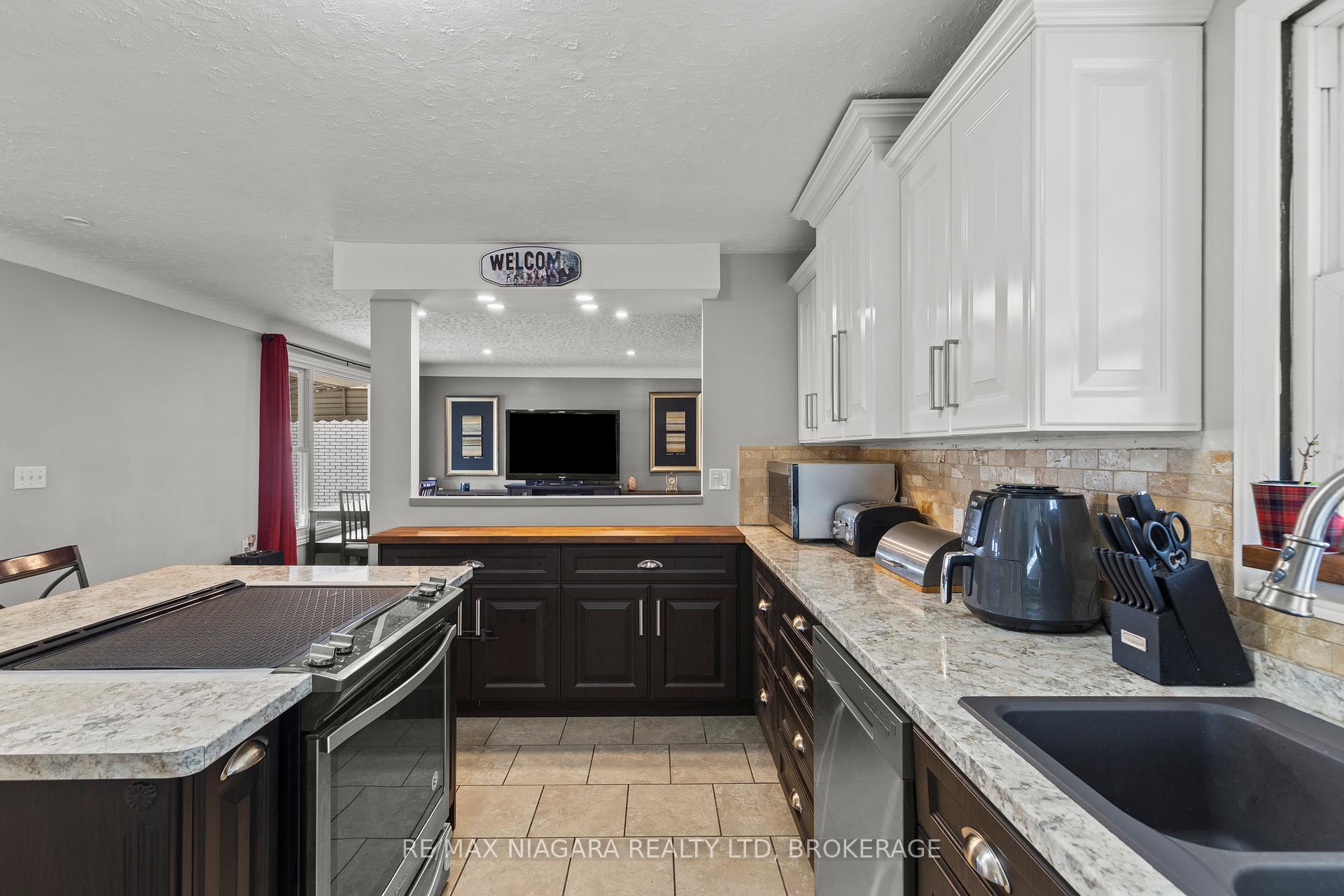 Photo 12 of 110 Afton Avenue, Welland, Lincoln/Crowland — HOMEH