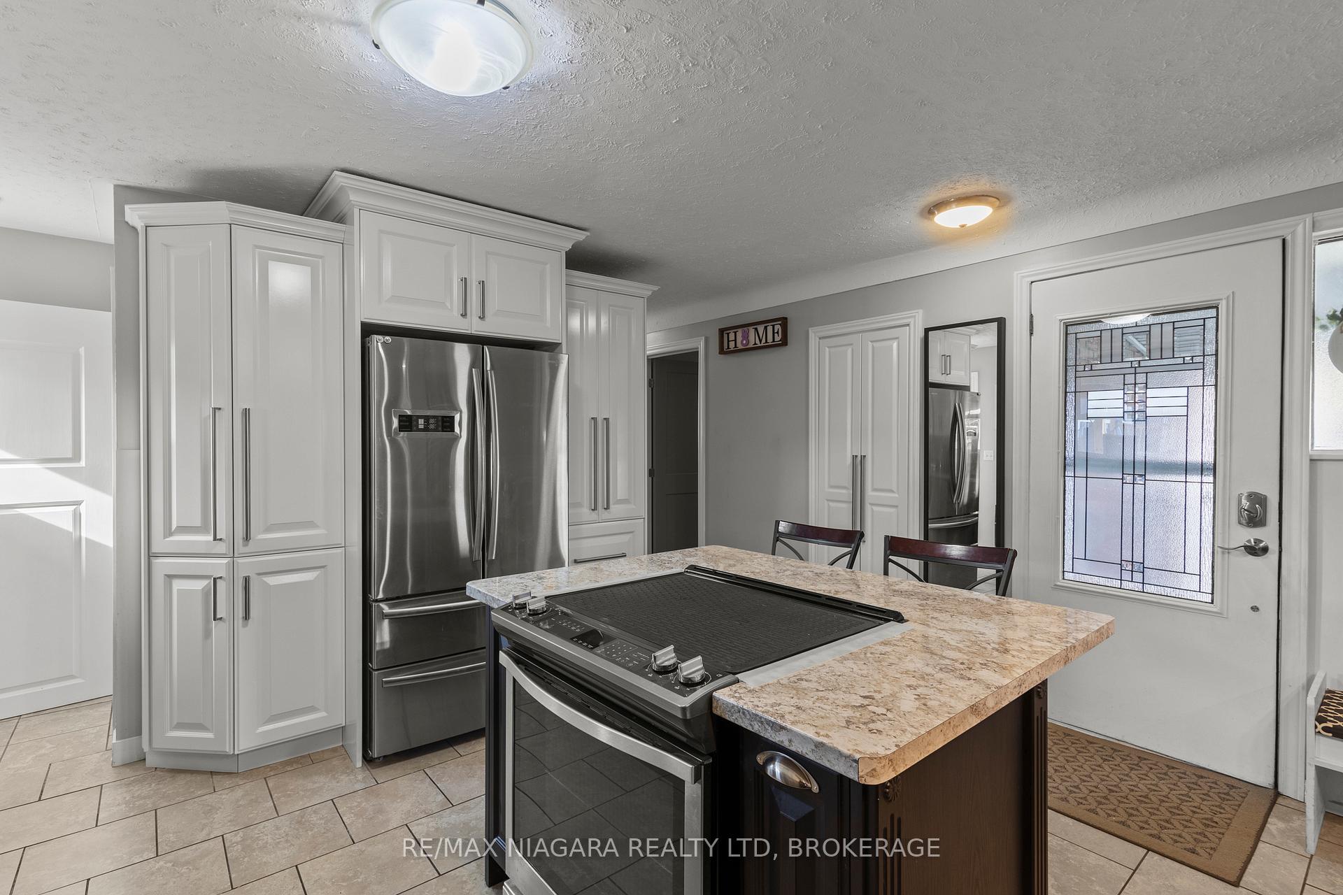 Photo 13 of 110 Afton Avenue, Welland, Lincoln/Crowland — HOMEH