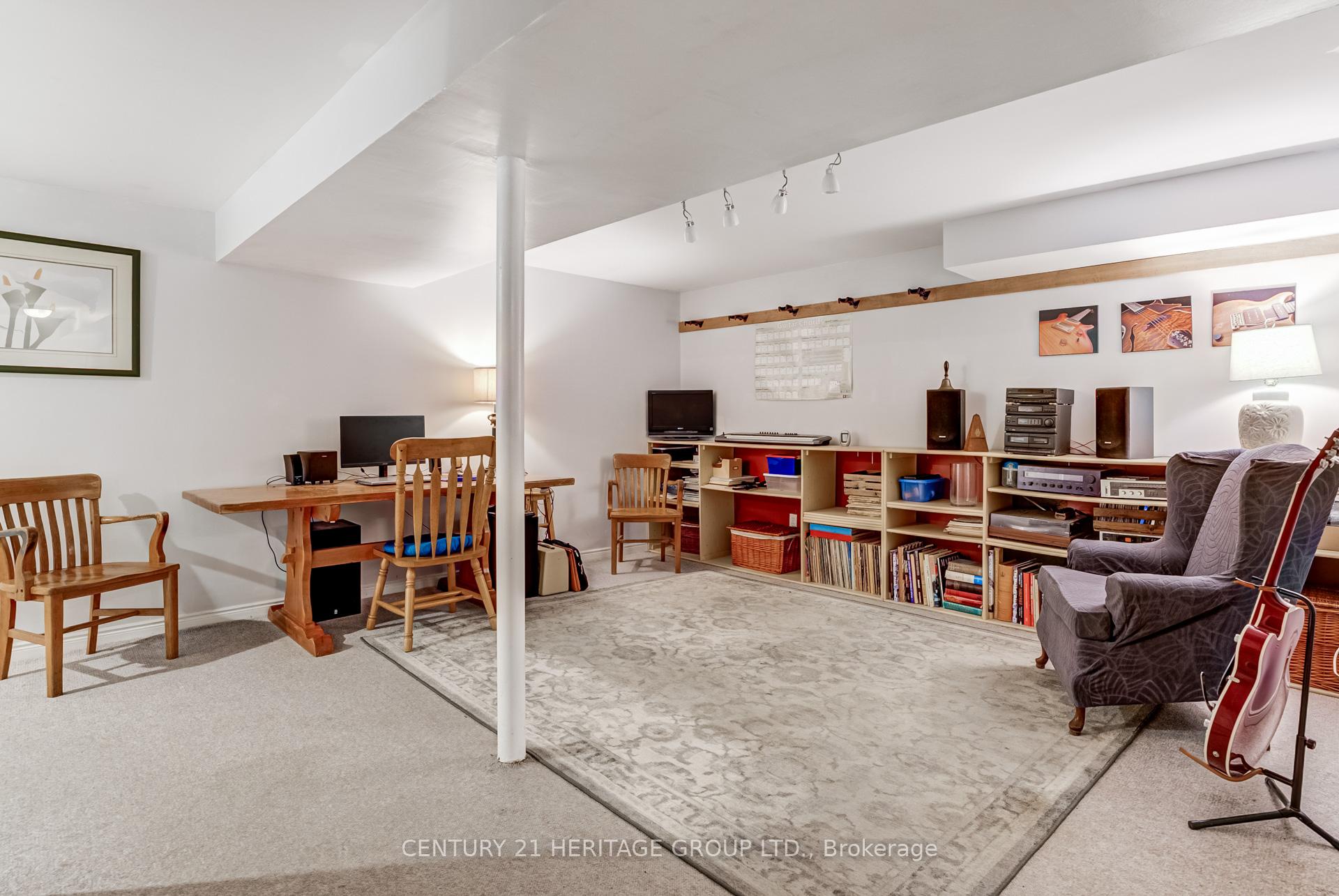 Photo 30 of 11 Closs Square, Aurora, Aurora Village — HOMEH