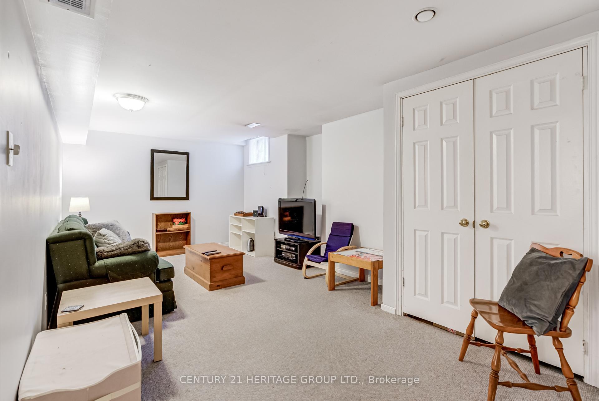 Photo 32 of 11 Closs Square, Aurora, Aurora Village — HOMEH