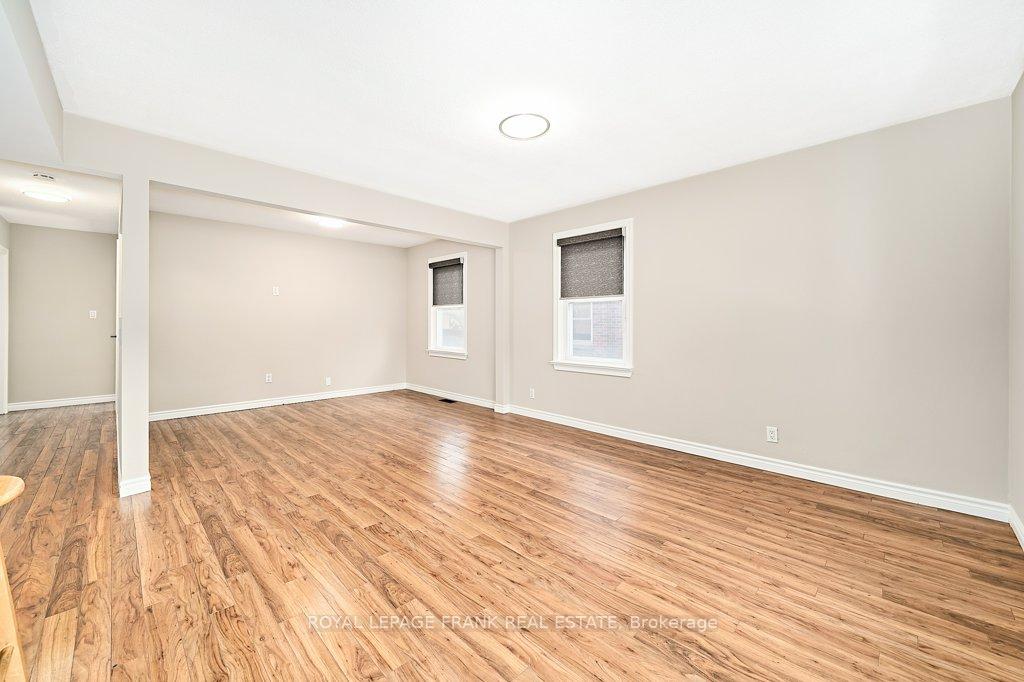 Photo 7 of 305 James Street, Whitby, Downtown Whitby — HOMEH