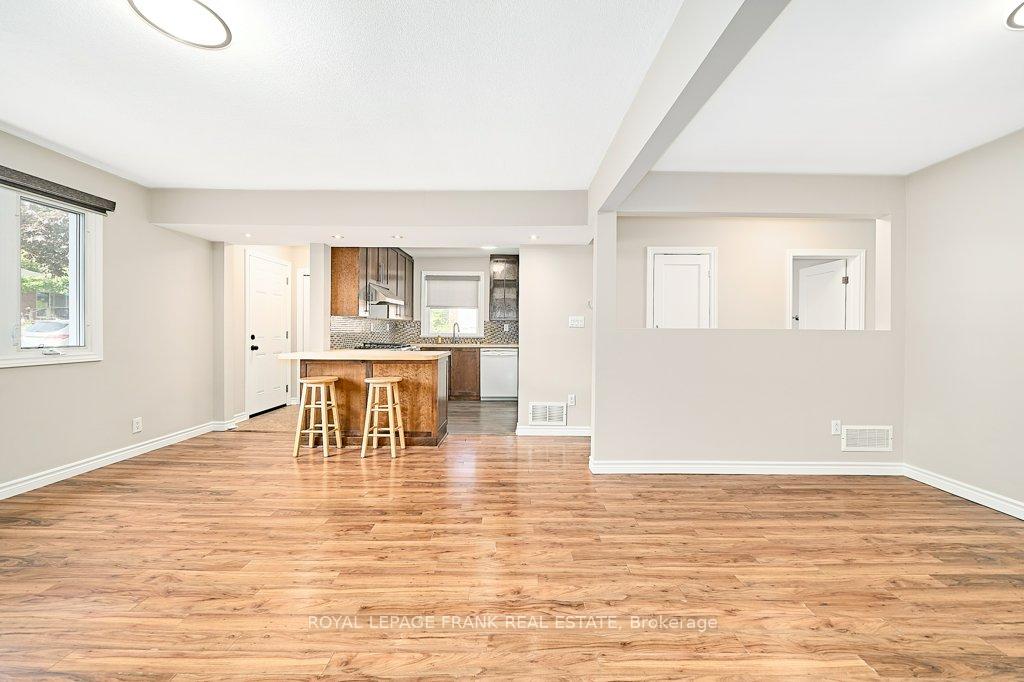 Photo 8 of 305 James Street, Whitby, Downtown Whitby — HOMEH