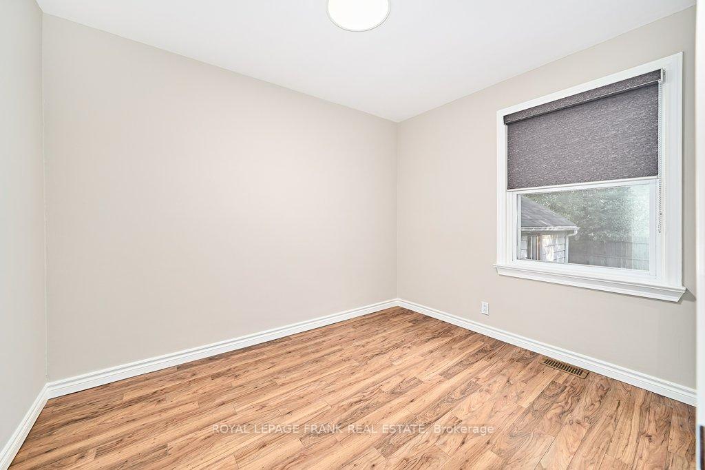 Photo 14 of 305 James Street, Whitby, Downtown Whitby — HOMEH