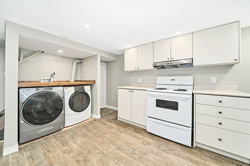 Photo 25 of 305 James Street, Whitby, Downtown Whitby — HOMEH