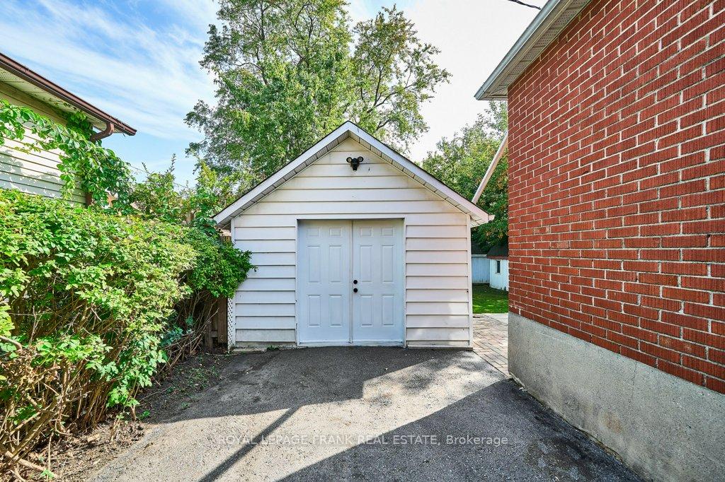 Photo 26 of 305 James Street, Whitby, Downtown Whitby — HOMEH