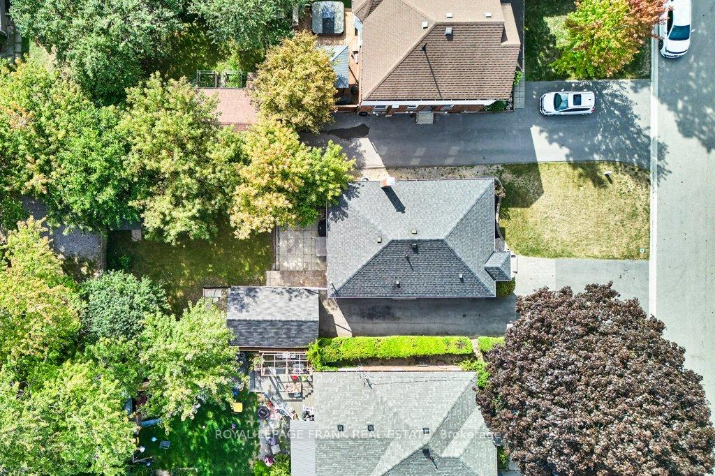 Photo 31 of 305 James Street, Whitby, Downtown Whitby — HOMEH