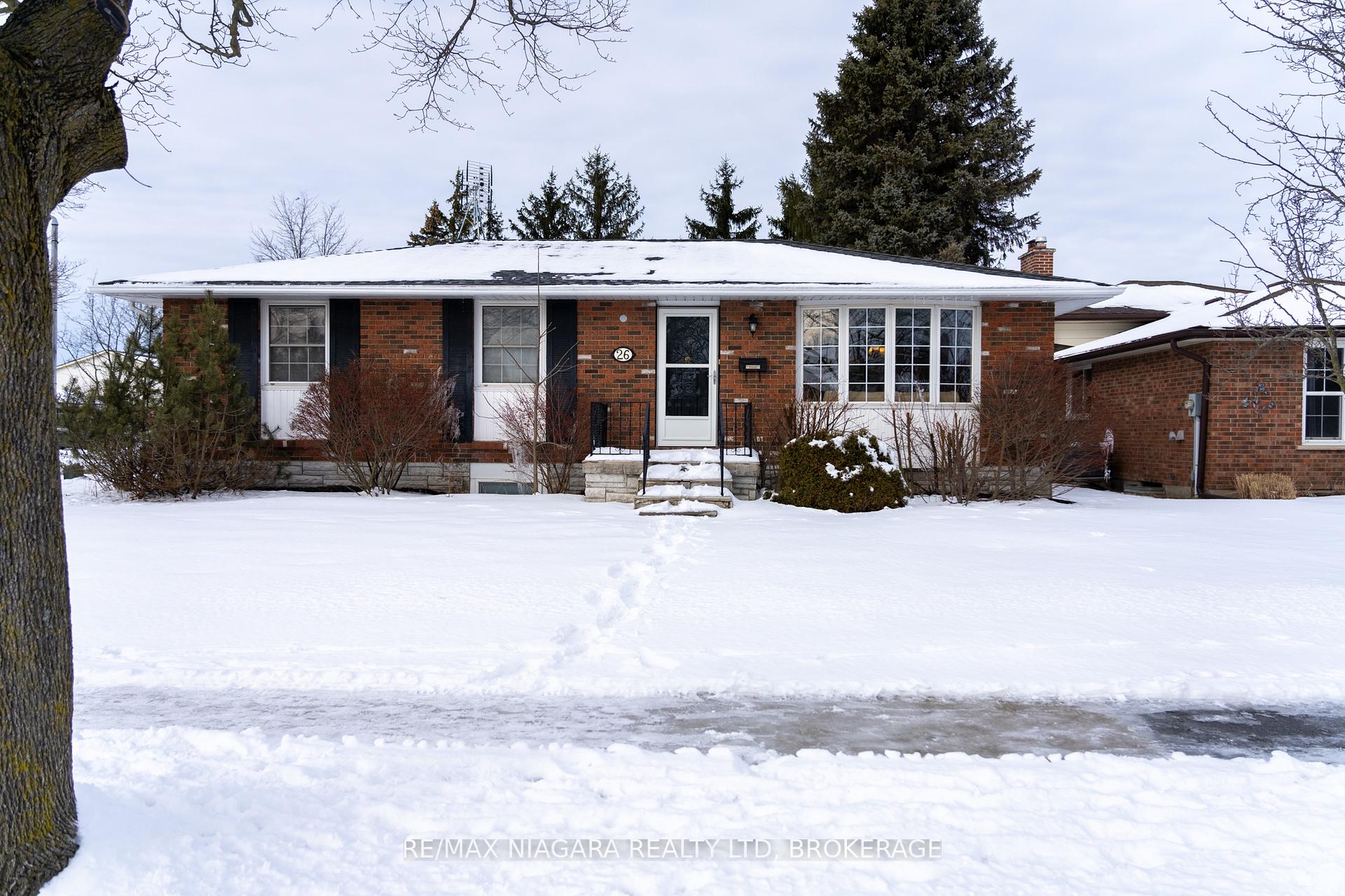 Photo 1 of 26 Page Drive, Welland, N. Welland — HOMEH