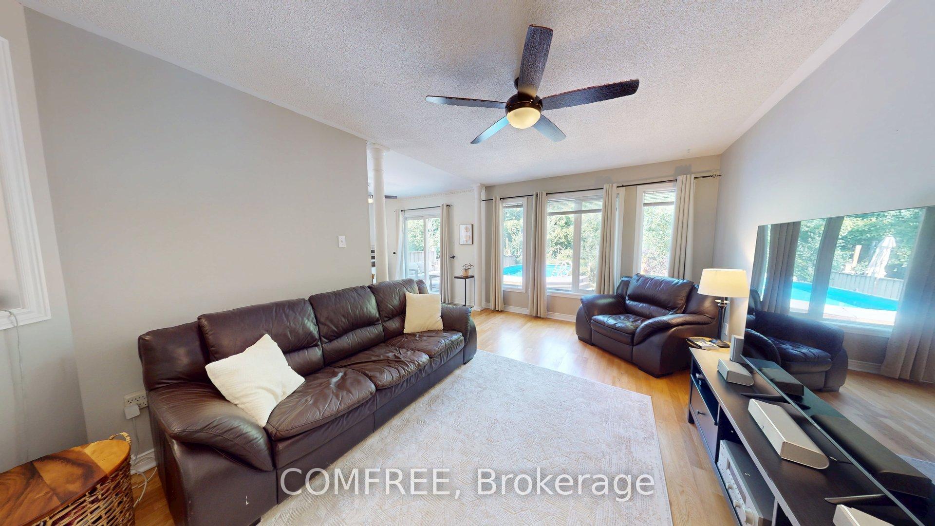 Photo 15 of 27 Markwood Crescent, Whitby, Rolling Acres — HOMEH